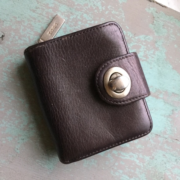 HOBO Handbags - Hobo brown leather wallet